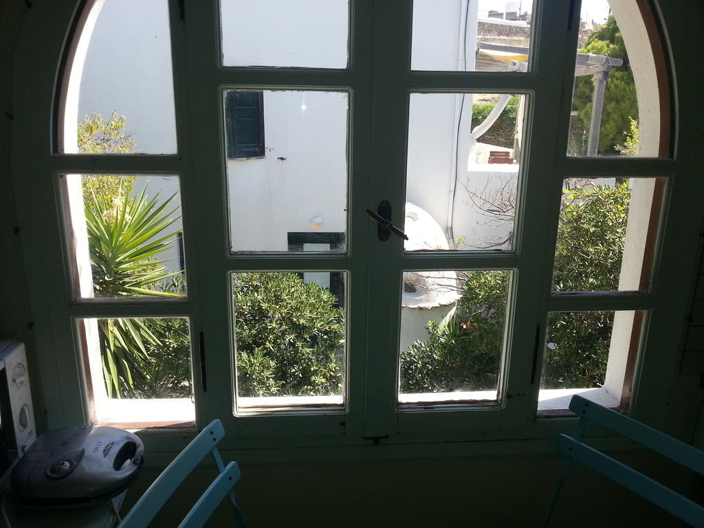 & Rania Aparthotel